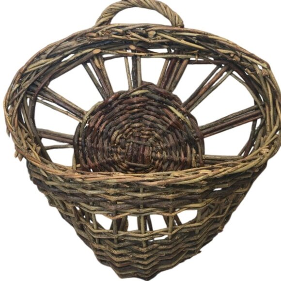 Vintage Wicker Wall Pocket Basket with Sunburst Design Hanging Willow Basket - Picture 10 of 12